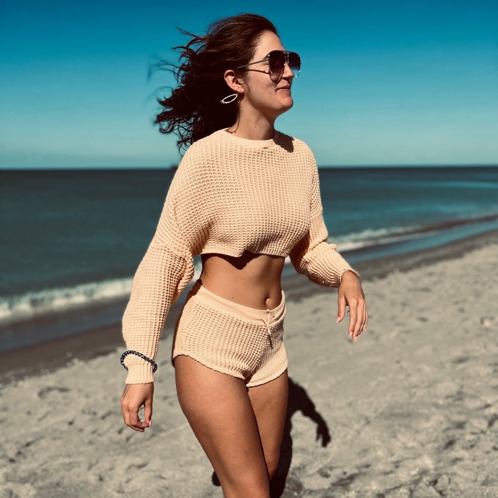 Nasty Gal Orange two piece knit set size large (fits medium)